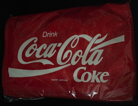 9683-2 € 4,00 coca cola koeltasje voor 6 blikjes cc coke .jpeg